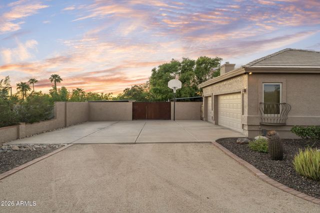 9026 N 124TH Street, Scottsdale, AZ 85259