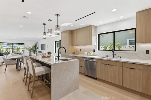 23463 Sylvan Street, Woodland Hills, CA 91367