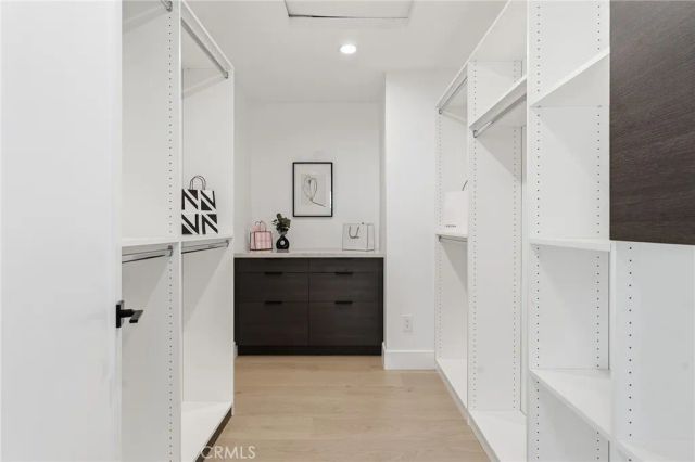 23463 Sylvan Street, Woodland Hills, CA 91367