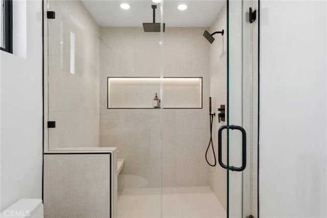 23463 Sylvan Street, Woodland Hills, CA 91367