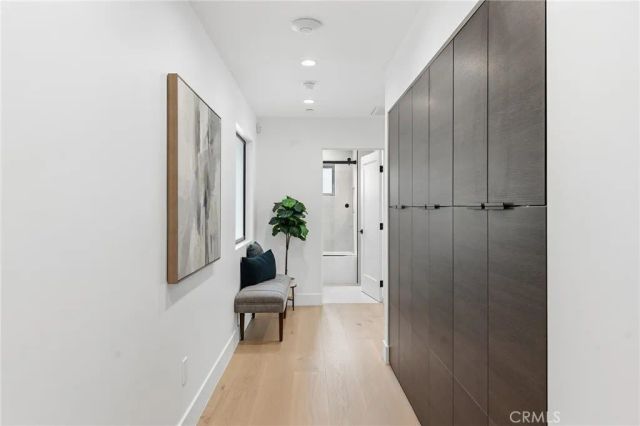 23463 Sylvan Street, Woodland Hills, CA 91367