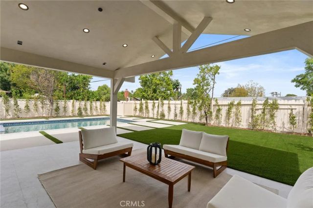 23463 Sylvan Street, Woodland Hills, CA 91367