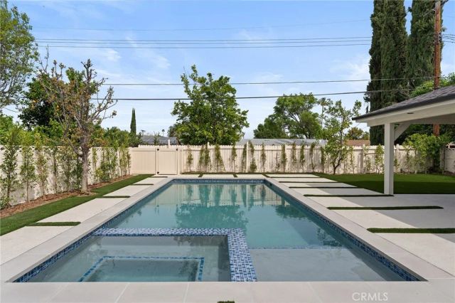 23463 Sylvan Street, Woodland Hills, CA 91367