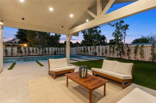 23463 Sylvan Street, Woodland Hills, CA 91367