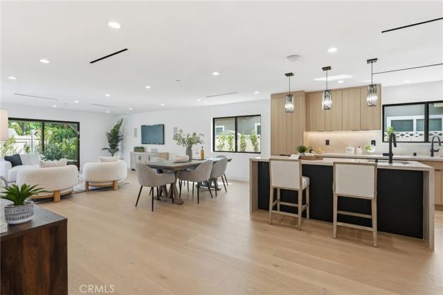 23463 Sylvan Street, Woodland Hills, CA 91367