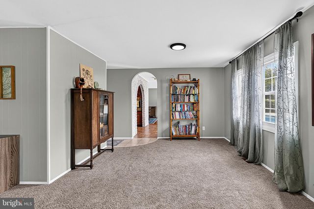 251 TIFFANY LN, Willingborough, NJ 08046