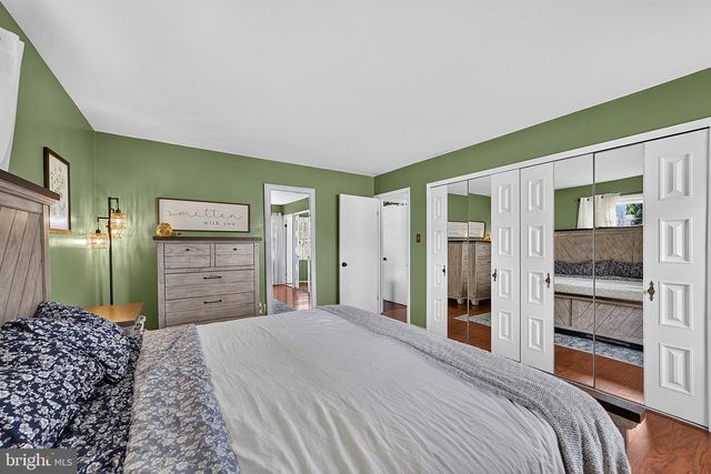 251 TIFFANY LN, Willingborough, NJ 08046