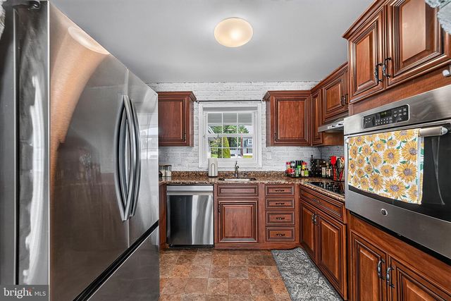 251 TIFFANY LN, Willingborough, NJ 08046