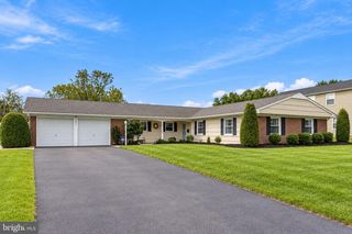 251 TIFFANY LN, Willingborough, NJ 08046