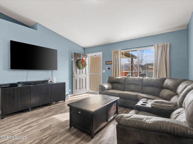 17795 Georgetown Drive, Reno, NV 89508