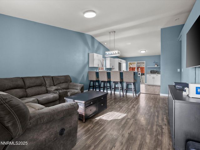 17795 Georgetown Drive, Reno, NV 89508