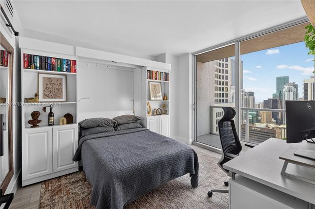 55 SE 6th Street 3802, Miami, FL 33131