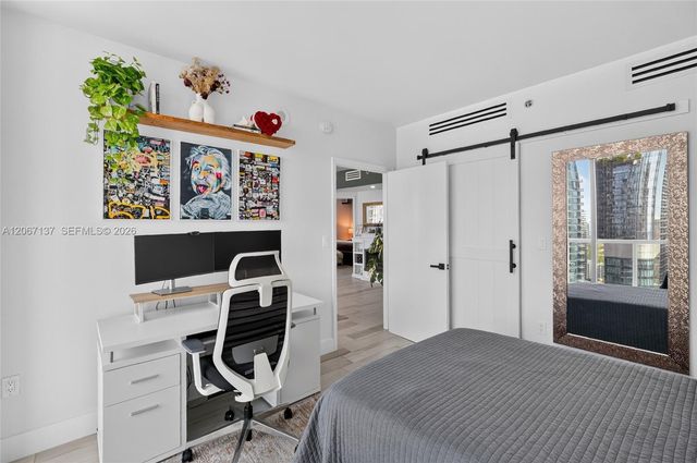 55 SE 6th Street 3802, Miami, FL 33131