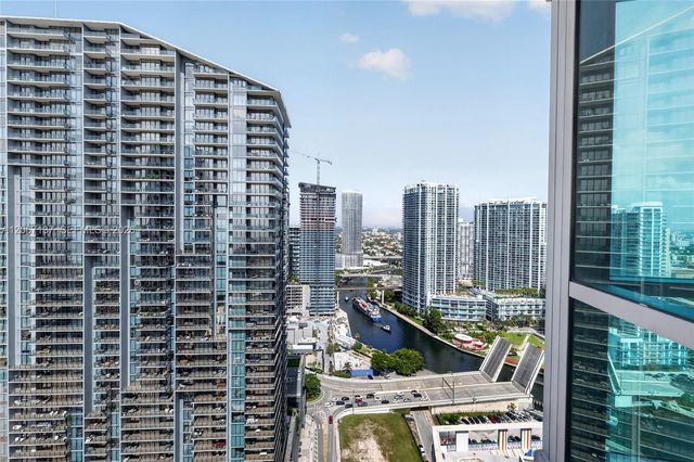55 SE 6th Street 3802, Miami, FL 33131