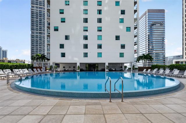 55 SE 6th Street 3802, Miami, FL 33131