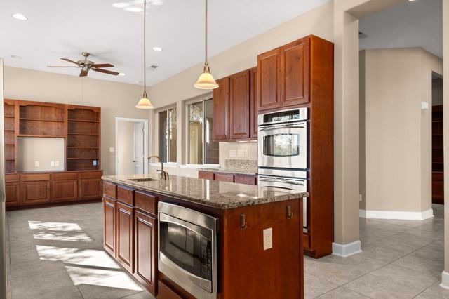 370 Zuni River Circle SW, Los Lunas, NM 87031