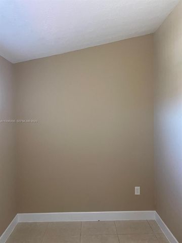 1400 San Remo Cir 1400, Homestead, FL 33035