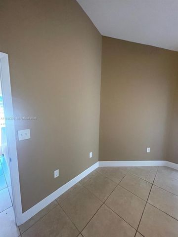 1400 San Remo Cir 1400, Homestead, FL 33035