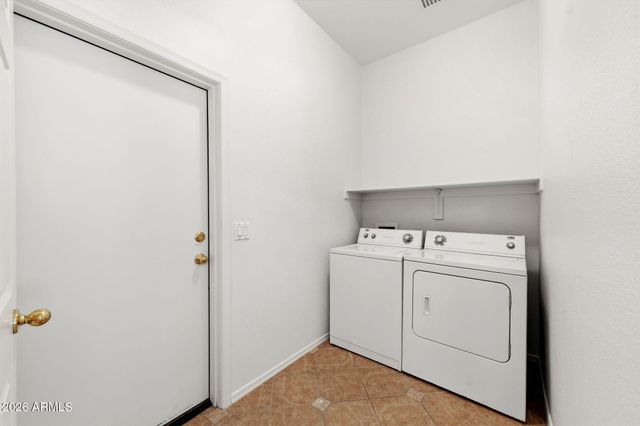 6720 E ENCANTO Street 27, Mesa, AZ 85205