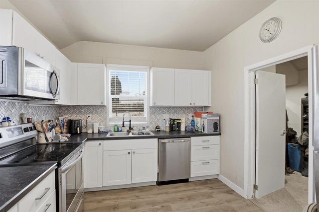 517 W 6TH STREET, Kaukauna, WI 54310