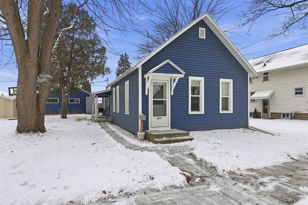 517 W 6TH STREET, Kaukauna, WI 54310