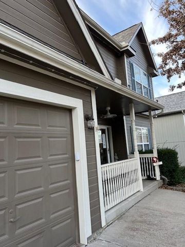 728 S Kisner Drive, Independence, MO 64056