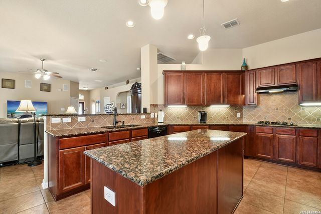 20506 Ashmont, San Antonio, TX 78258