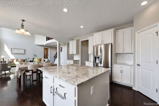 50243 Amberwood Road, Canton Charter Township, MI 48188