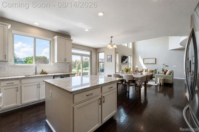 50243 Amberwood Road, Canton Charter Township, MI 48188