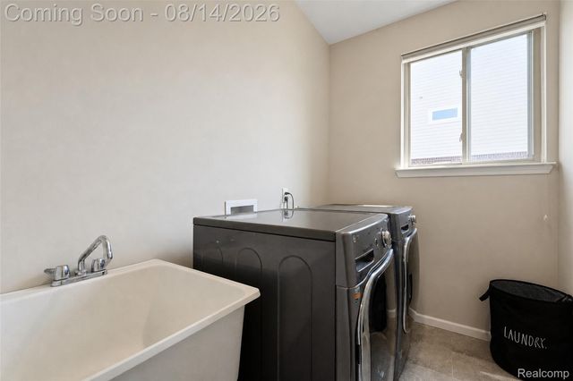 50243 Amberwood Road, Canton Charter Township, MI 48188