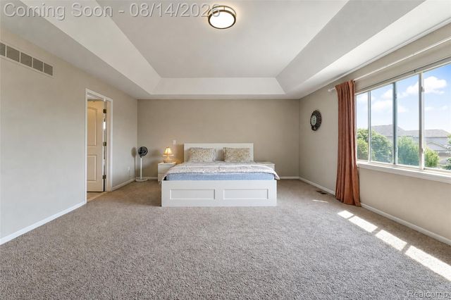 50243 Amberwood Road, Canton Charter Township, MI 48188