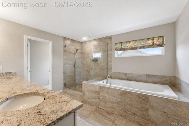50243 Amberwood Road, Canton Charter Township, MI 48188