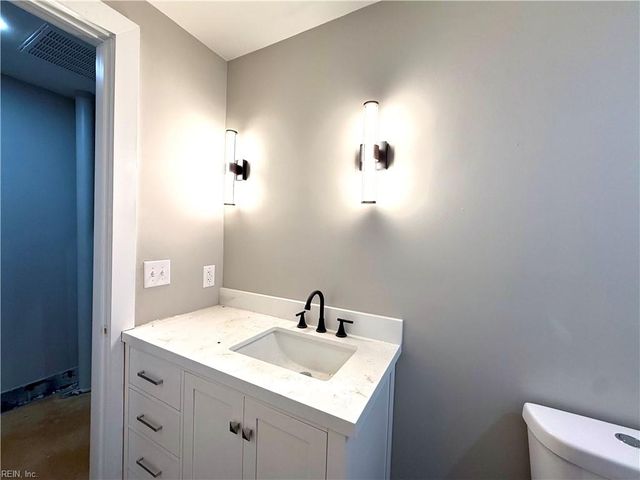 332 34th ST, Newport News, VA 23607