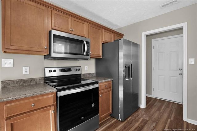 623 Cypress Pond Drive, Hope Mills, NC 28348