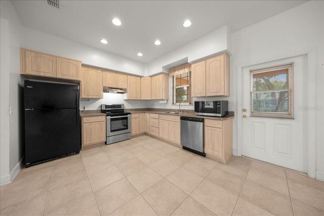 8528 SE 157TH PLACE, Summerfield, FL 34491