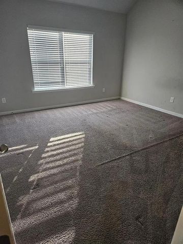 7373 Ledgestone Lane, Riverdale, GA 30274