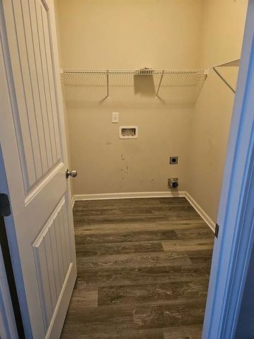 7373 Ledgestone Lane, Riverdale, GA 30274