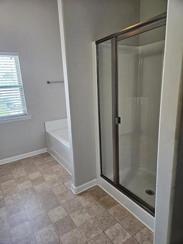 7373 Ledgestone Lane, Riverdale, GA 30274