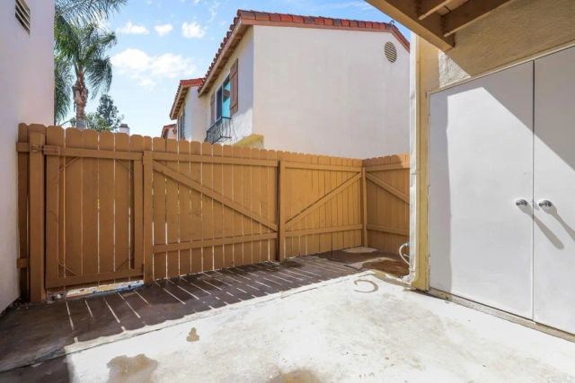 9302 E Heaney Circle, Santee, CA 92071