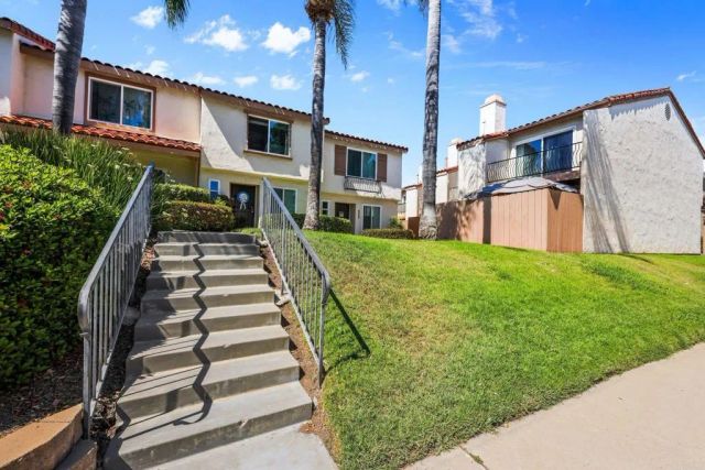 9302 E Heaney Circle, Santee, CA 92071