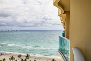 2501 S Ocean Dr PH38, Hollywood, FL 33019