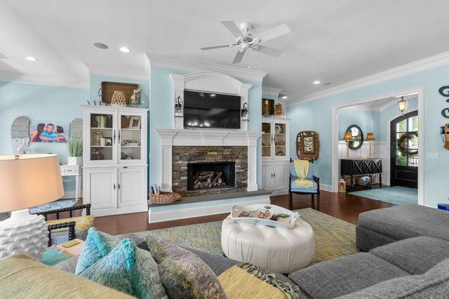 2073 Turnberry Ln., Murrells Inlet, SC 29576