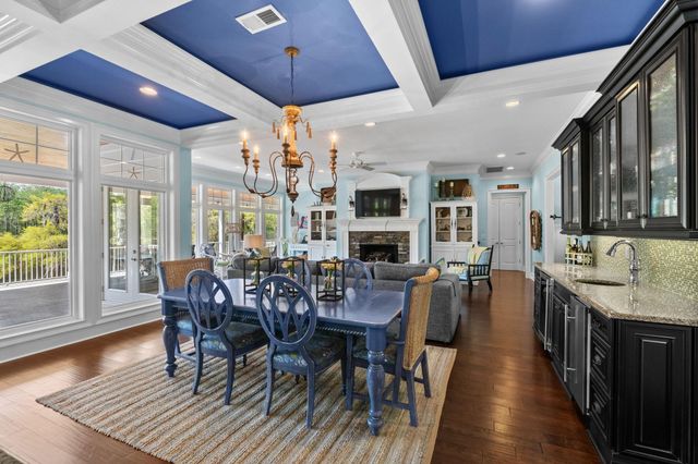 2073 Turnberry Ln., Murrells Inlet, SC 29576