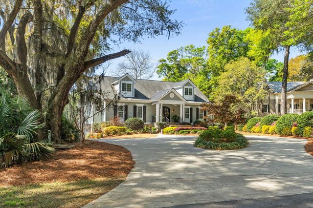 2073 Turnberry Ln., Murrells Inlet, SC 29576