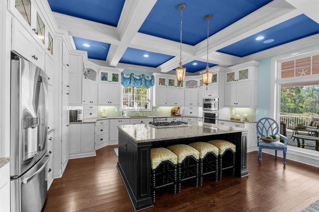 2073 Turnberry Ln., Murrells Inlet, SC 29576