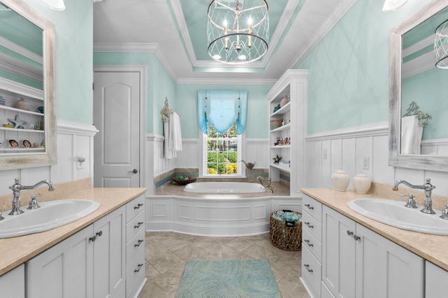 2073 Turnberry Ln., Murrells Inlet, SC 29576
