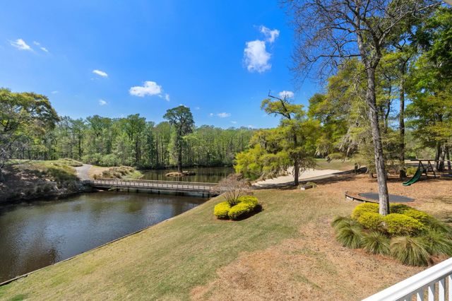 2073 Turnberry Ln., Murrells Inlet, SC 29576