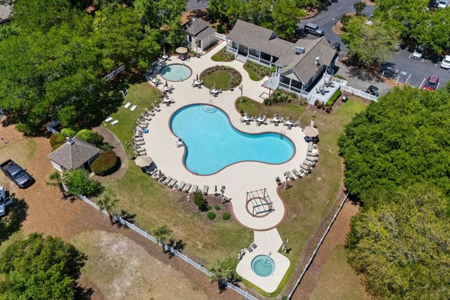 2073 Turnberry Ln., Murrells Inlet, SC 29576