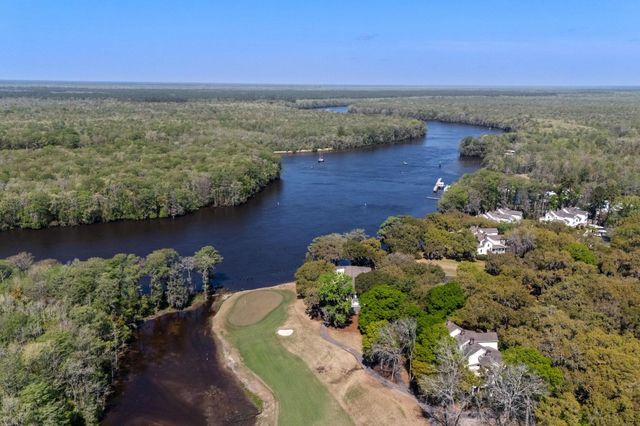 2073 Turnberry Ln., Murrells Inlet, SC 29576