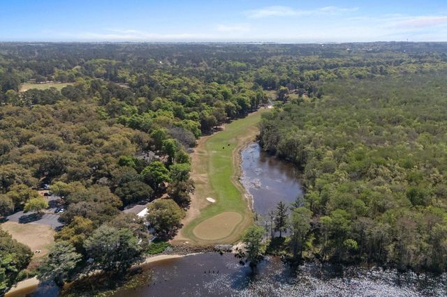 2073 Turnberry Ln., Murrells Inlet, SC 29576